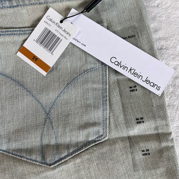 Calvin Klein jean shorts Jorts Women’s sz 29 Denim Stonewash NWT Casper Blue - Picture 8 of 9